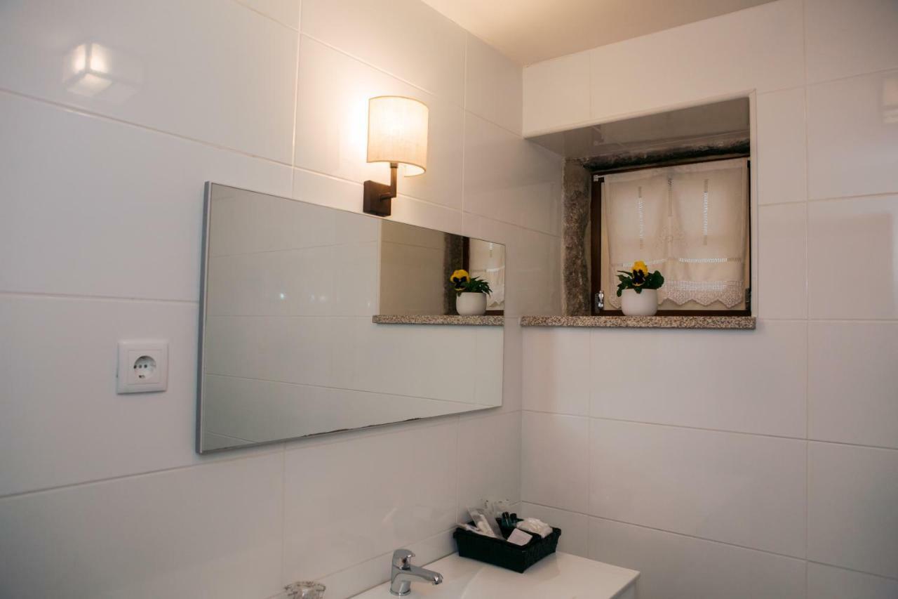 Casa Da Obrinha Guest House Bouro Екстериор снимка